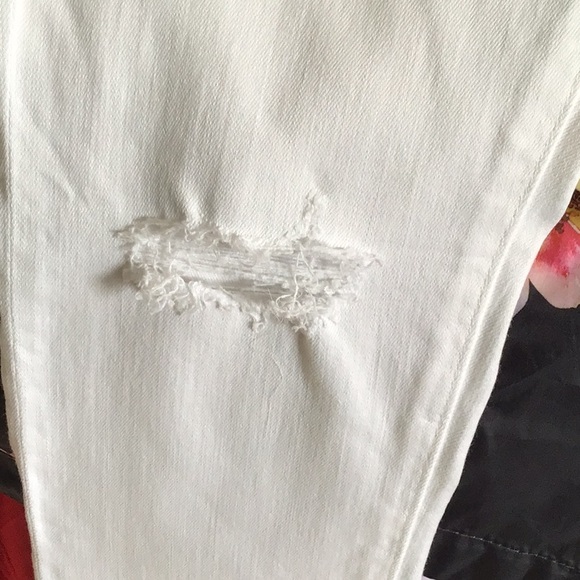 AG Farrah high rise skinny ankle distressed jeans - Picture 14 of 14